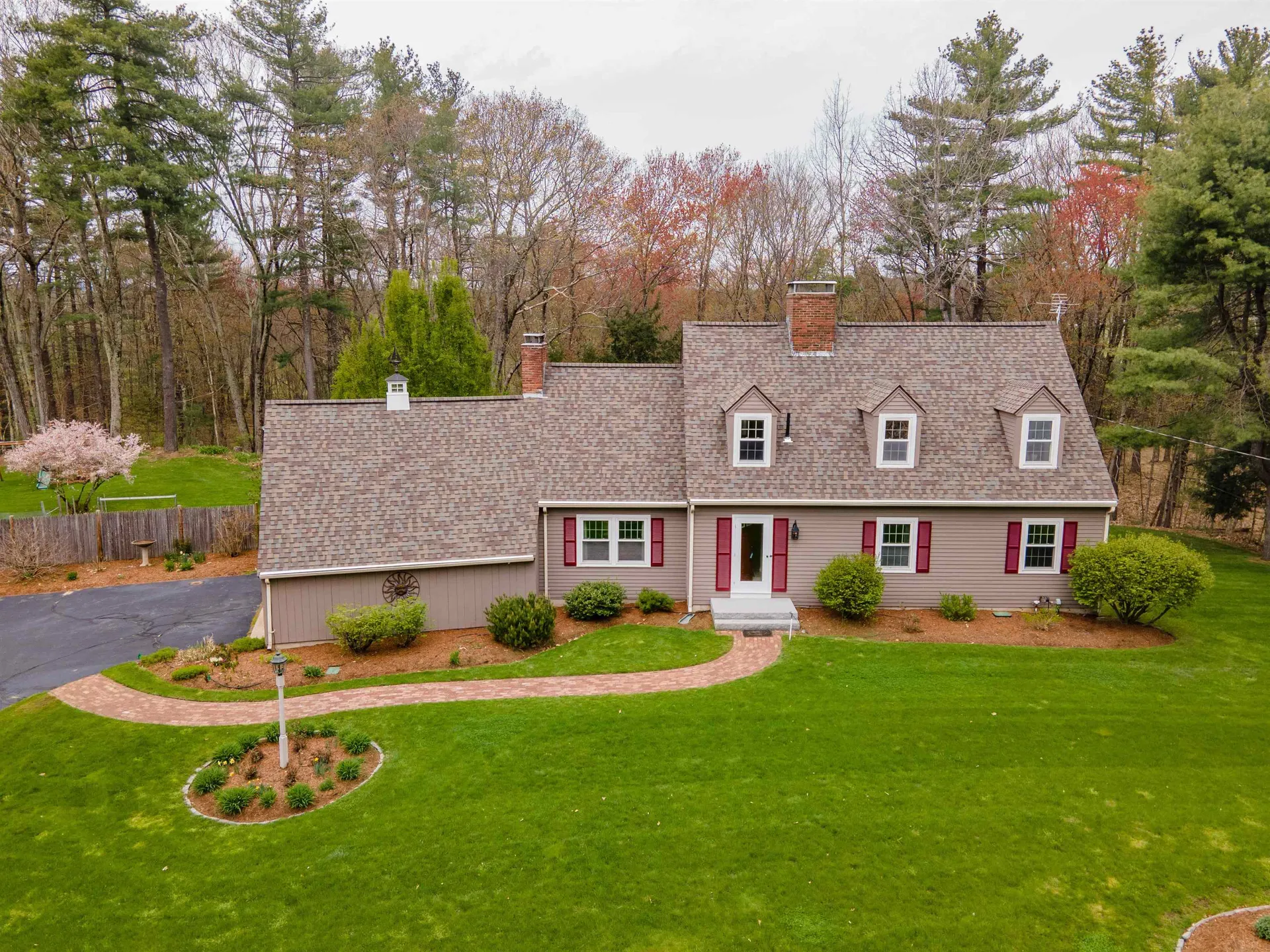 33 Fairway Drive Amherst NH 03031