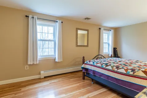 33 Fairway Drive Amherst NH 03031