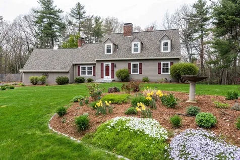 33 Fairway Drive Amherst NH 03031