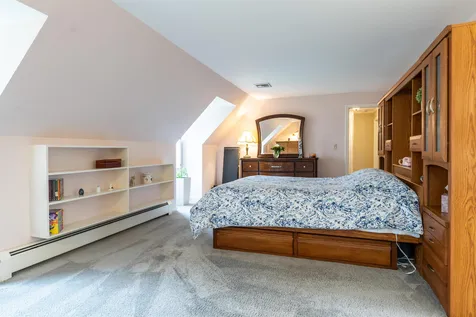 33 Fairway Drive Amherst NH 03031