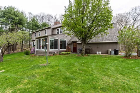 33 Fairway Drive Amherst NH 03031