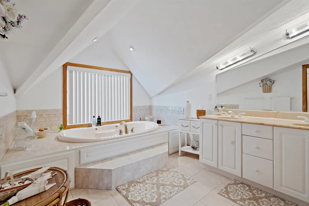 81 Ocean Drive Seabrook NH 03874