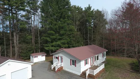 802 Middlewood Road Williston VT 05495