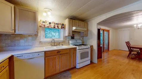 802 Middlewood Road Williston VT 05495