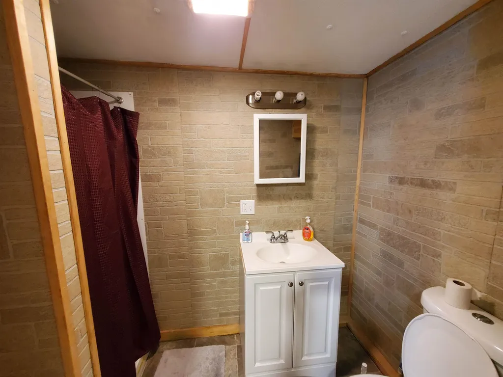 557 Fernwood Farms Road Canaan NH 03741