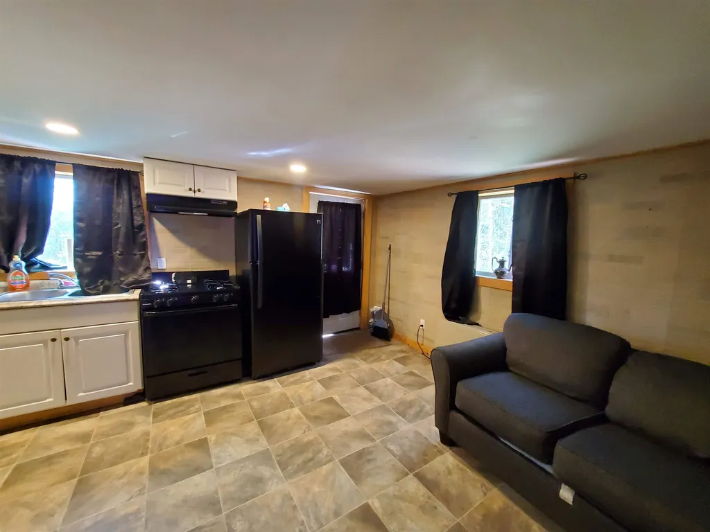 557 Fernwood Farms Road Canaan NH 03741
