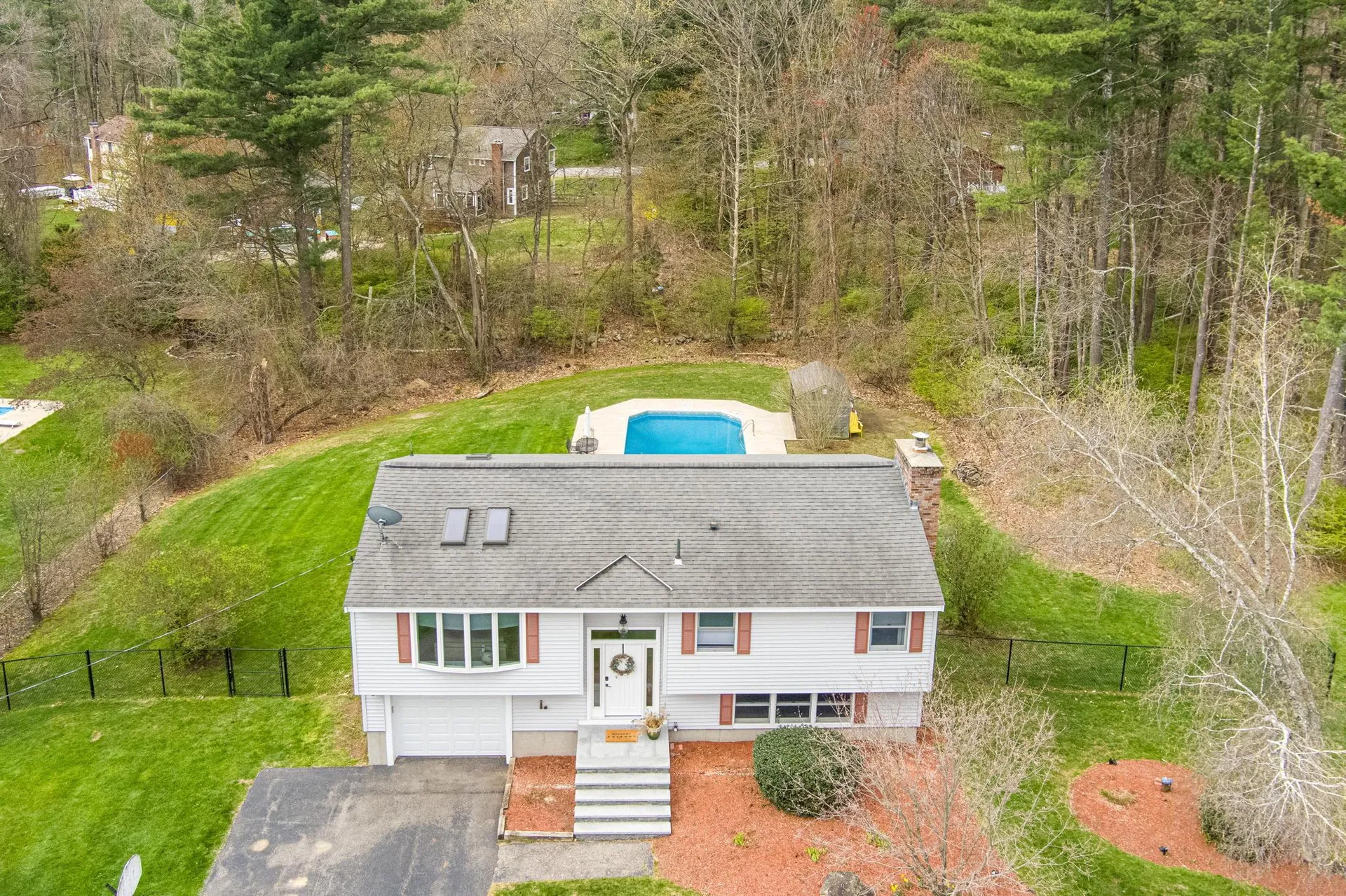 22 Scenic Drive Derry NH 03038