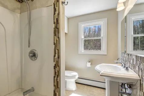 635 Suncook Valley Road Alton NH 03809
