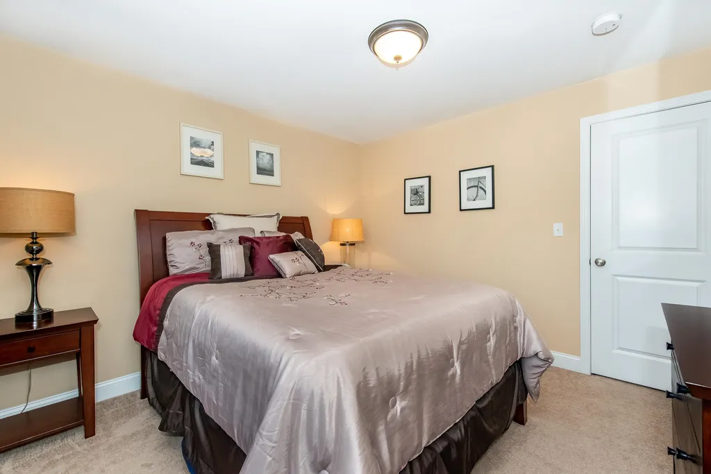 119 Hartford Brook Road Deerfield NH 03037