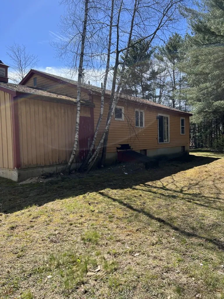 22 Warren Street Keene NH 03431