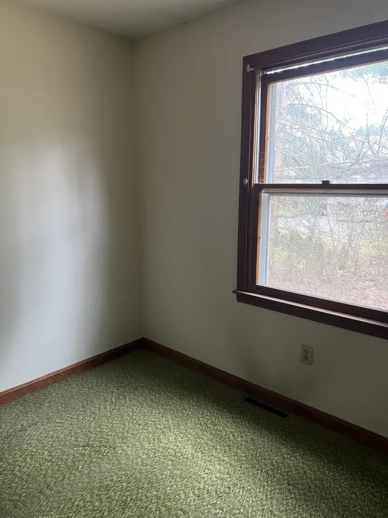 22 Warren Street Keene NH 03431