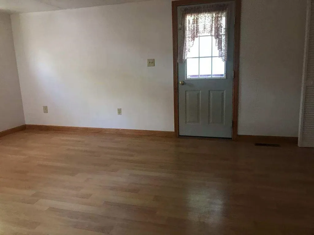 476 Union Avenue Laconia NH 03246