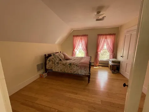 476 Union Avenue Laconia NH 03246