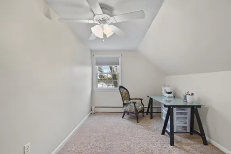 36 Cedar Street Hudson NH 03051