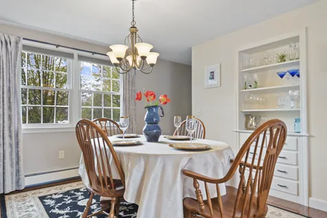 36 Cedar Street Hudson NH 03051