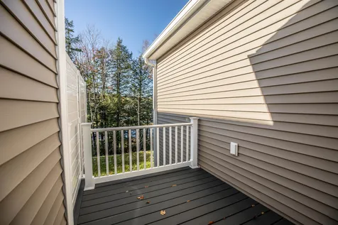 706 Southfield Lane Peterborough NH 03458