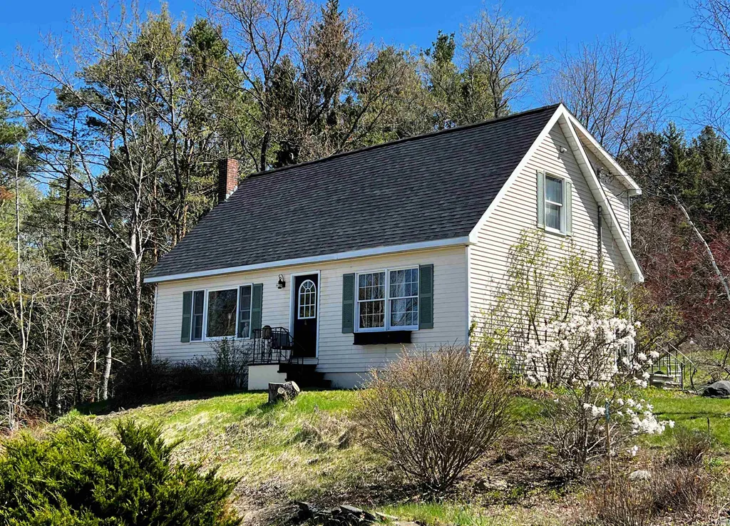 191 Farmer Drive St. Johnsbury VT 05819