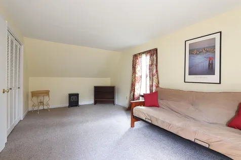 191 Farmer Drive St. Johnsbury VT 05819