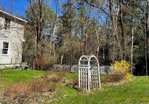 191 Farmer Drive St. Johnsbury VT 05819