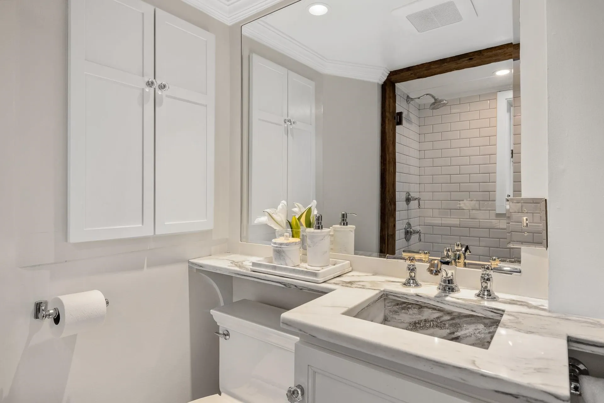16 Wentworth Road New Castle NH 03854