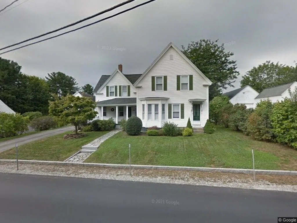 17 Main Street Hollis NH 03049