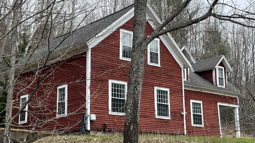 1556 Route 100 Weston VT 05161