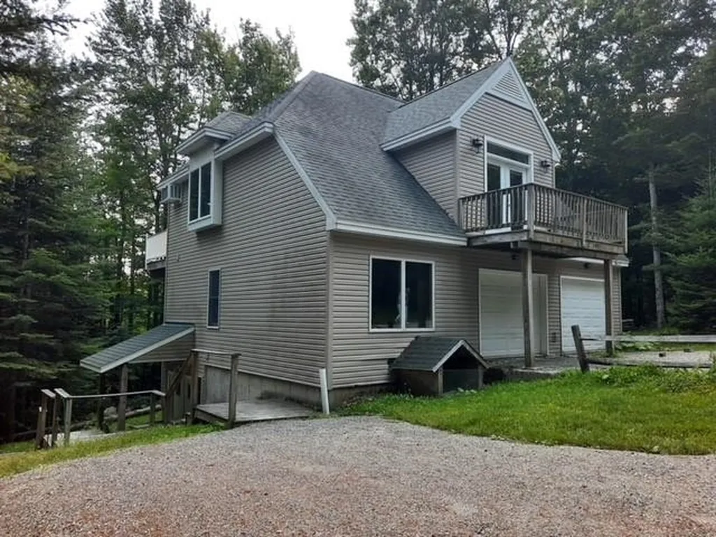 288 Cedar Lane Peru VT 05152