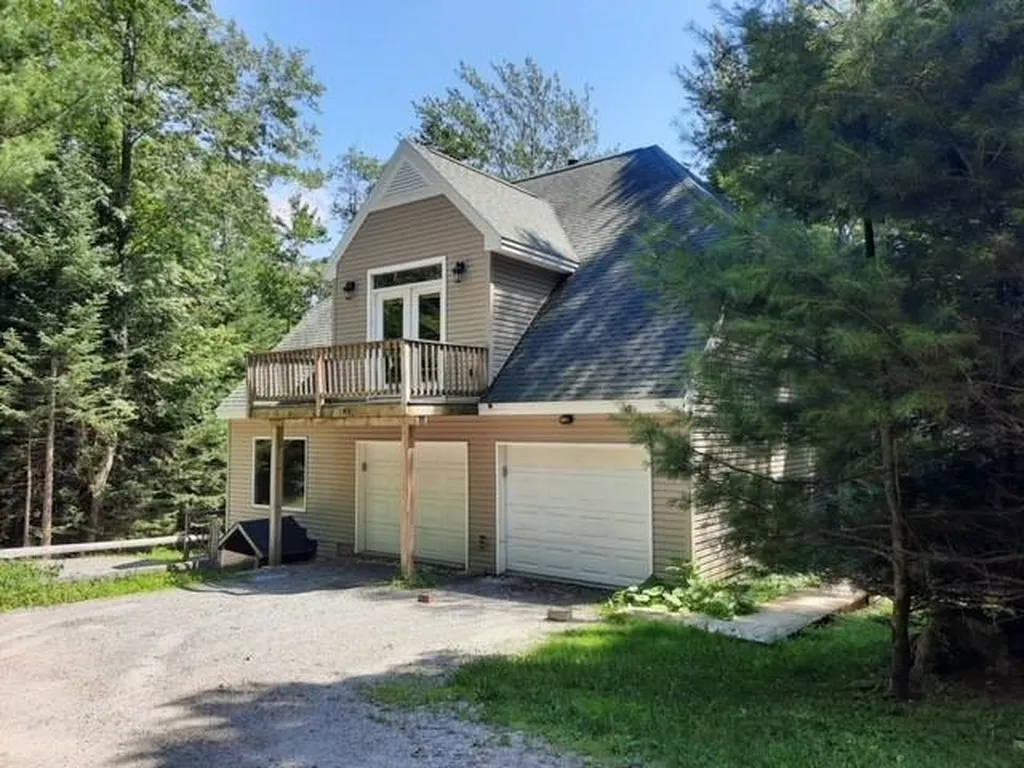 288 Cedar Lane Peru VT 05152