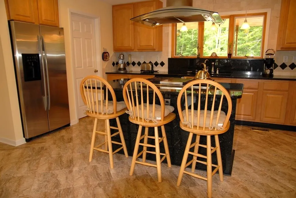 288 Cedar Lane Peru VT 05152