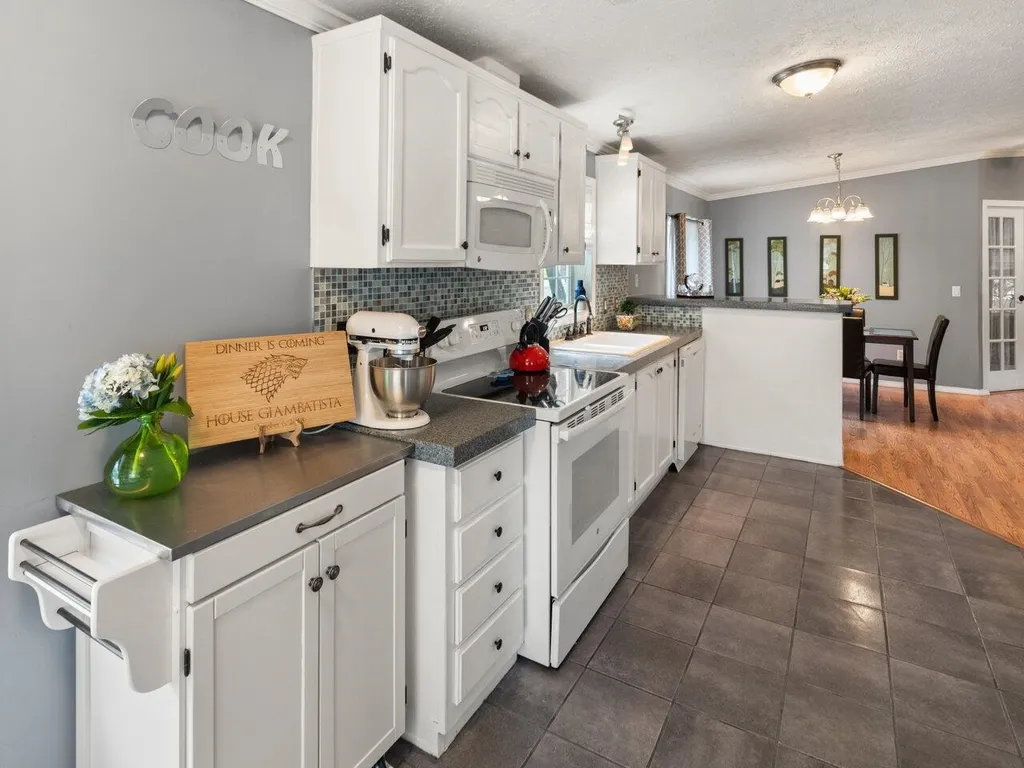 746 Porterwood Drive Williston VT 05495