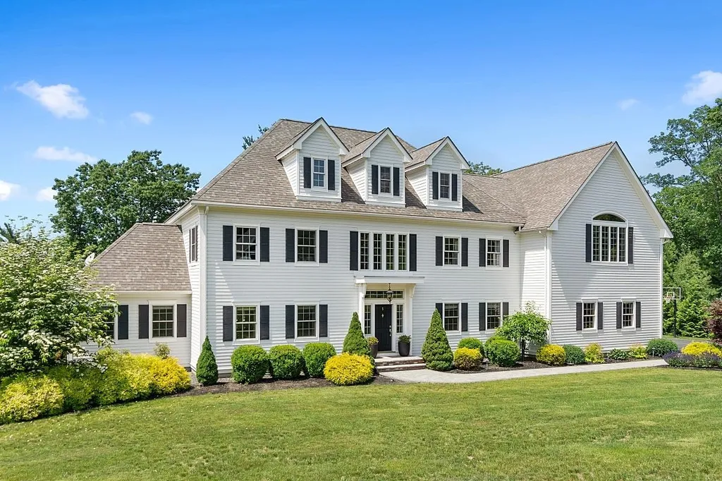 5 Bennington Road Windham NH 03087