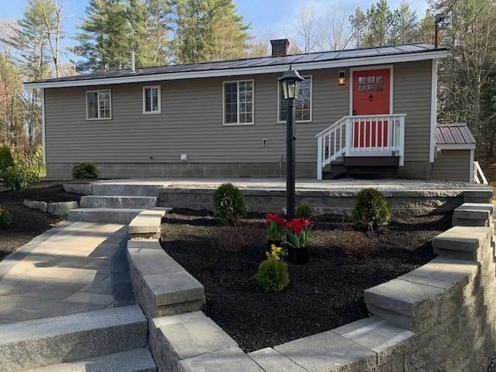 43 Queen Street Boscawen NH 03303