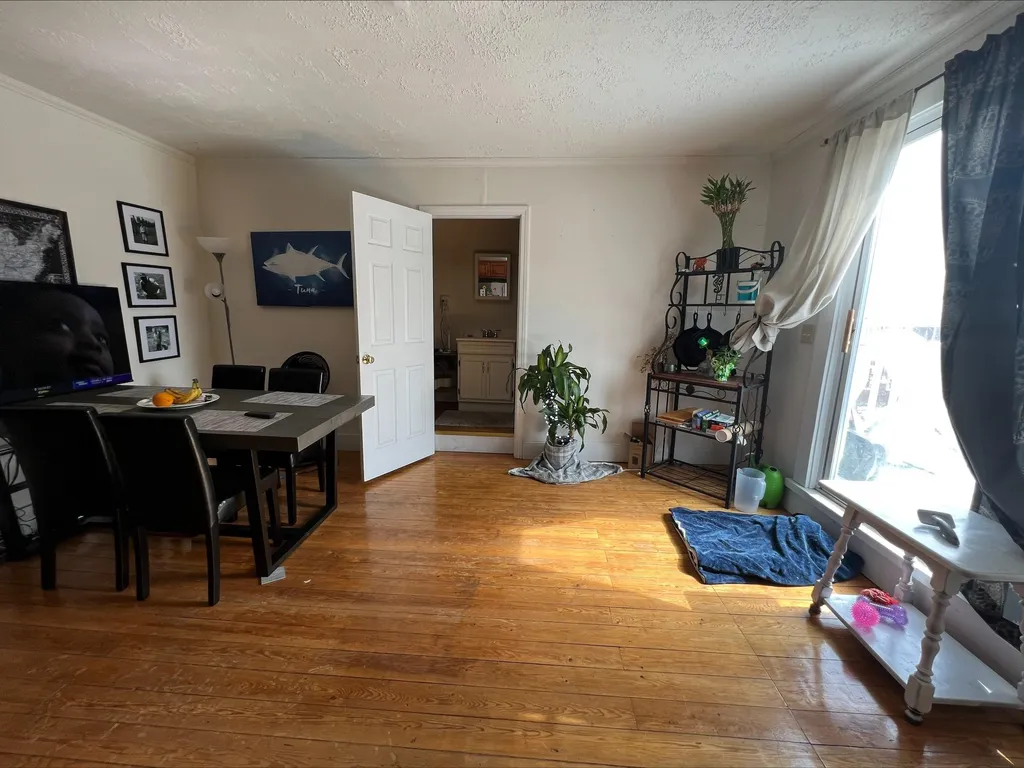 157 Summer Street Hartford VT 05001