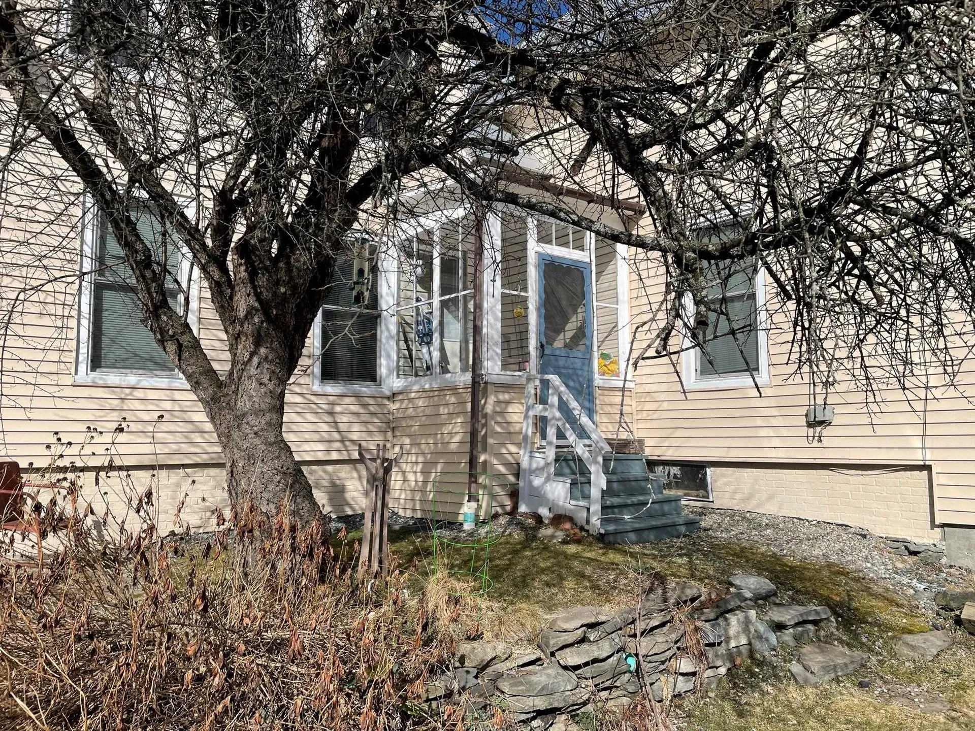 157 Summer Street Hartford VT 05001