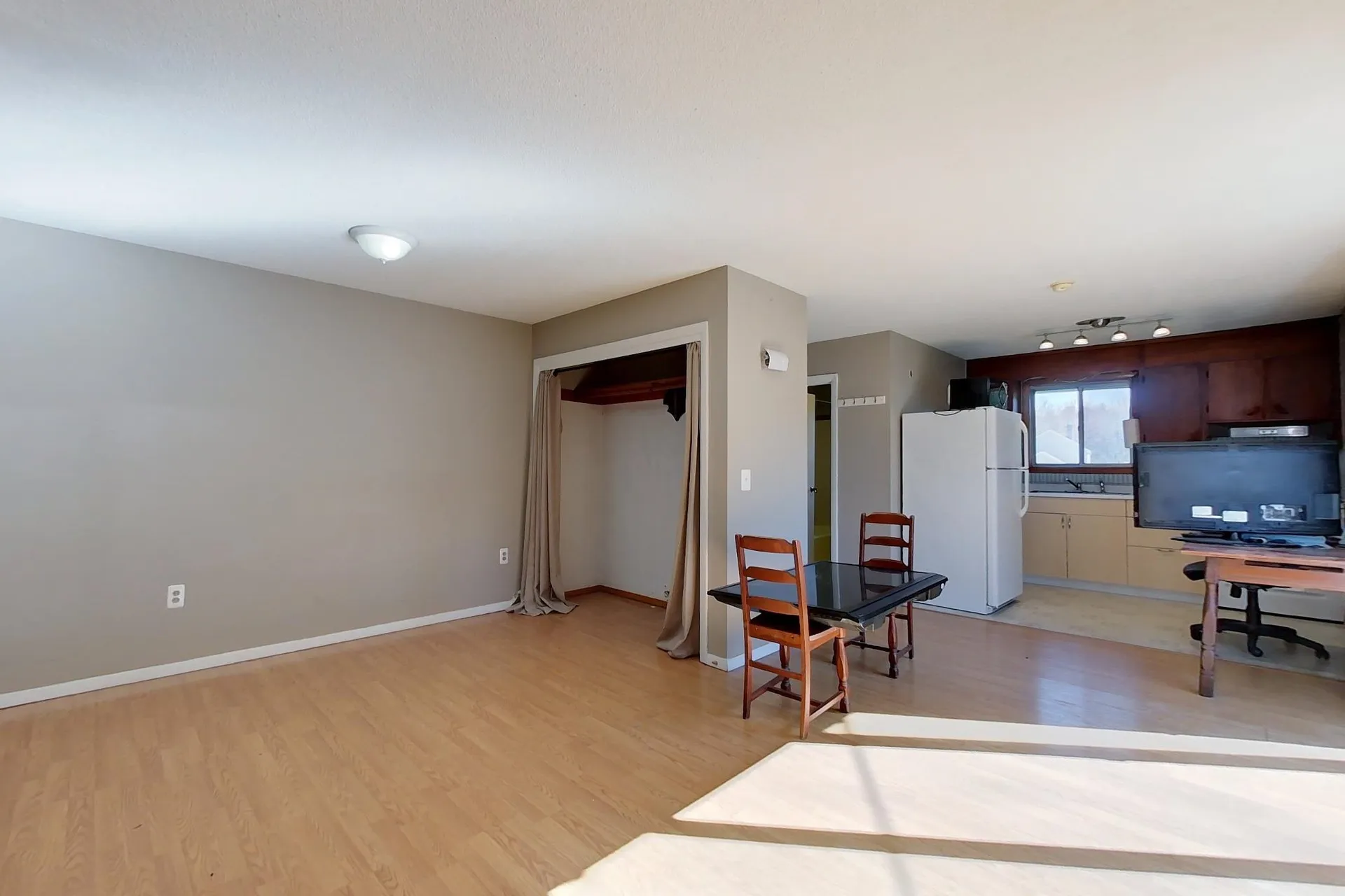 10 & 12 Oliver Drive Hudson NH 03051