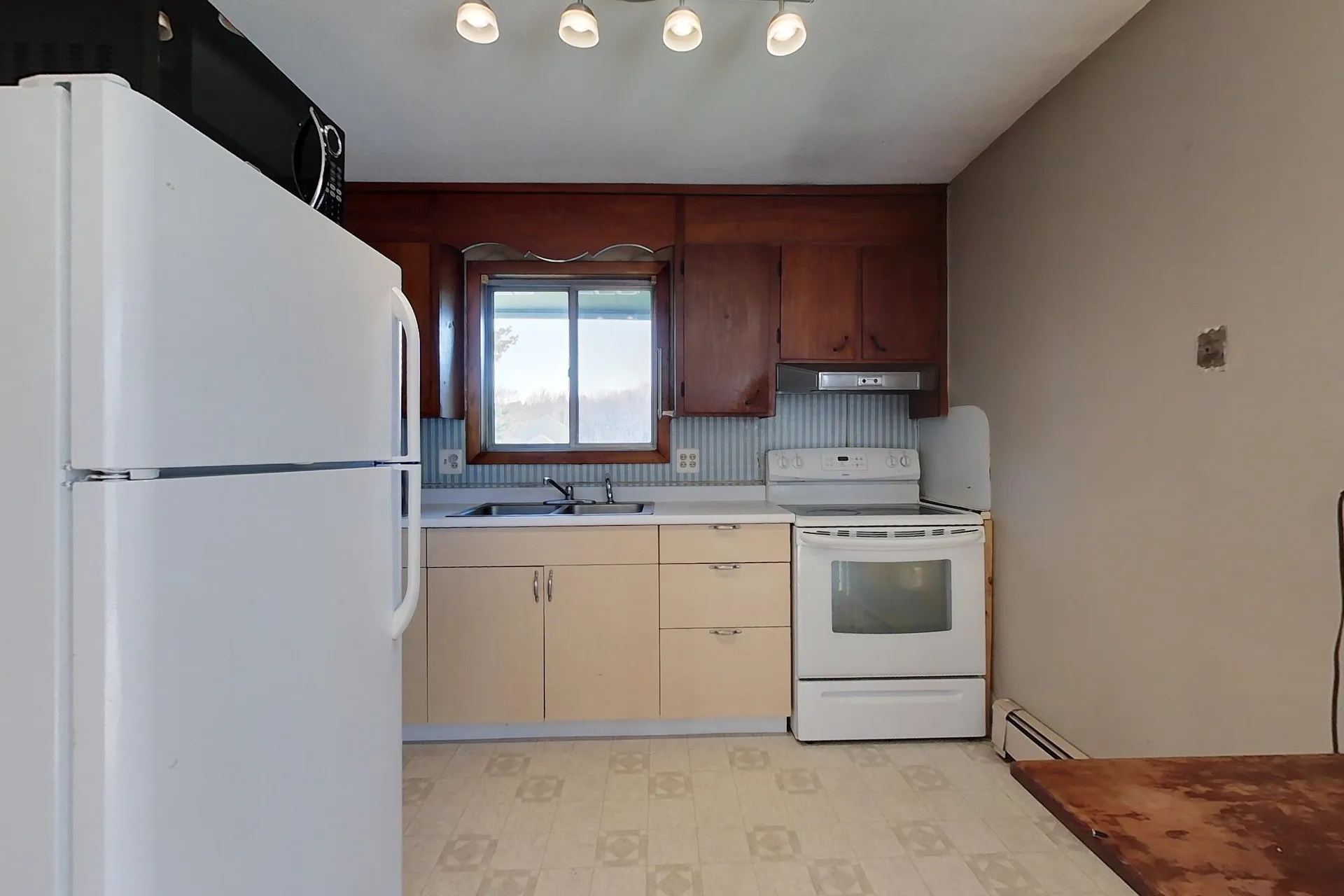 10 & 12 Oliver Drive Hudson NH 03051