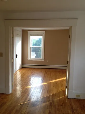 25 Estey Street Brattleboro VT 05301