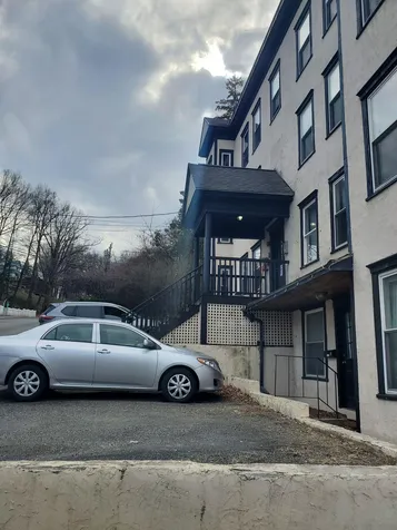25 Estey Street Brattleboro VT 05301