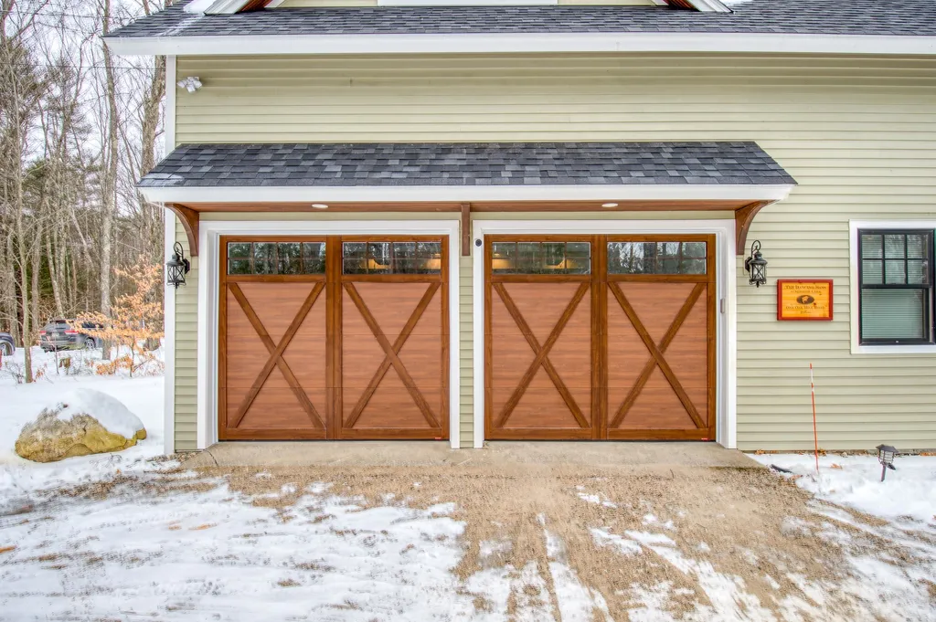 1 Oak Hill Road Tuftonboro NH 03816
