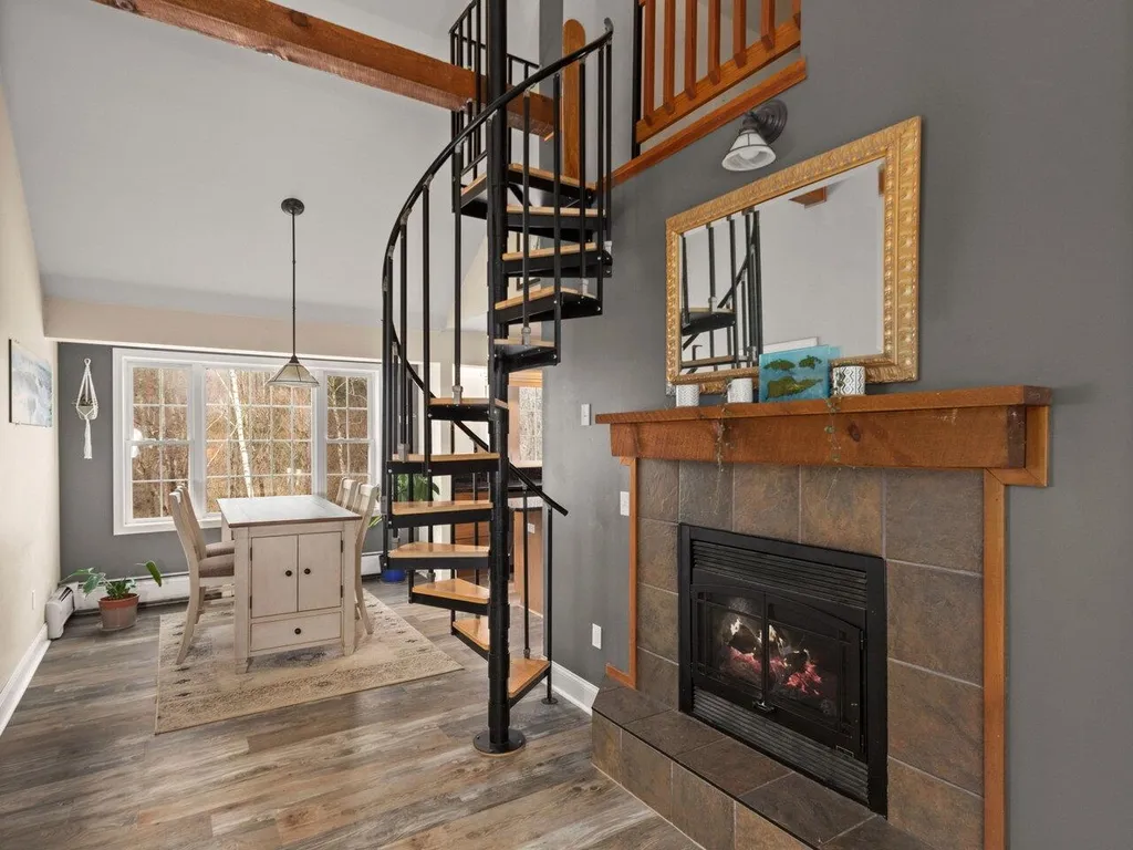 1389 Notch Road Jericho VT 05465