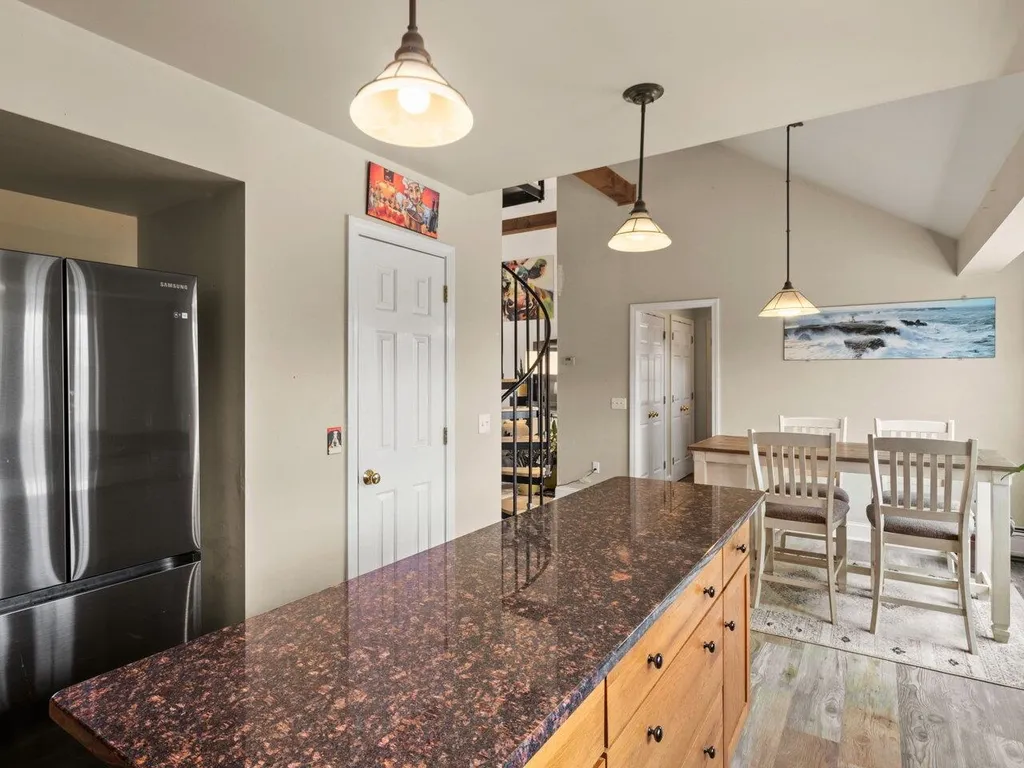 1389 Notch Road Jericho VT 05465