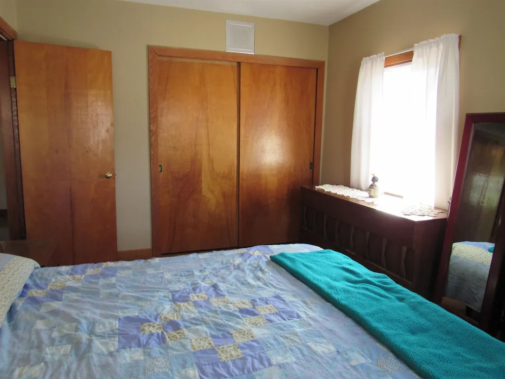 11 Potter Street Gorham NH 03581