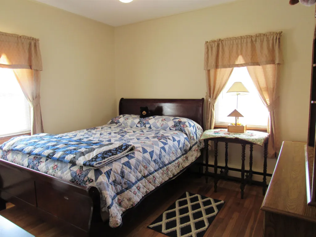 11 Potter Street Gorham NH 03581