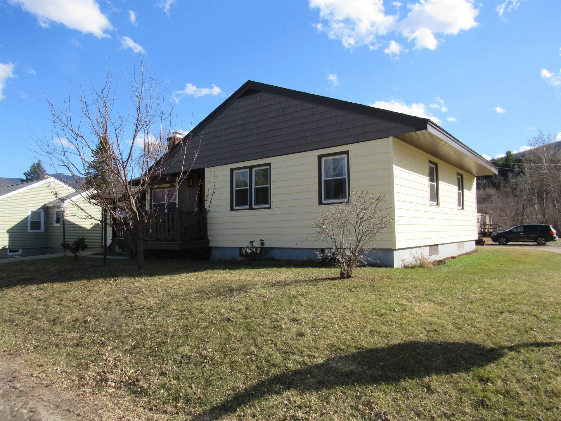 11 Potter Street Gorham NH 03581