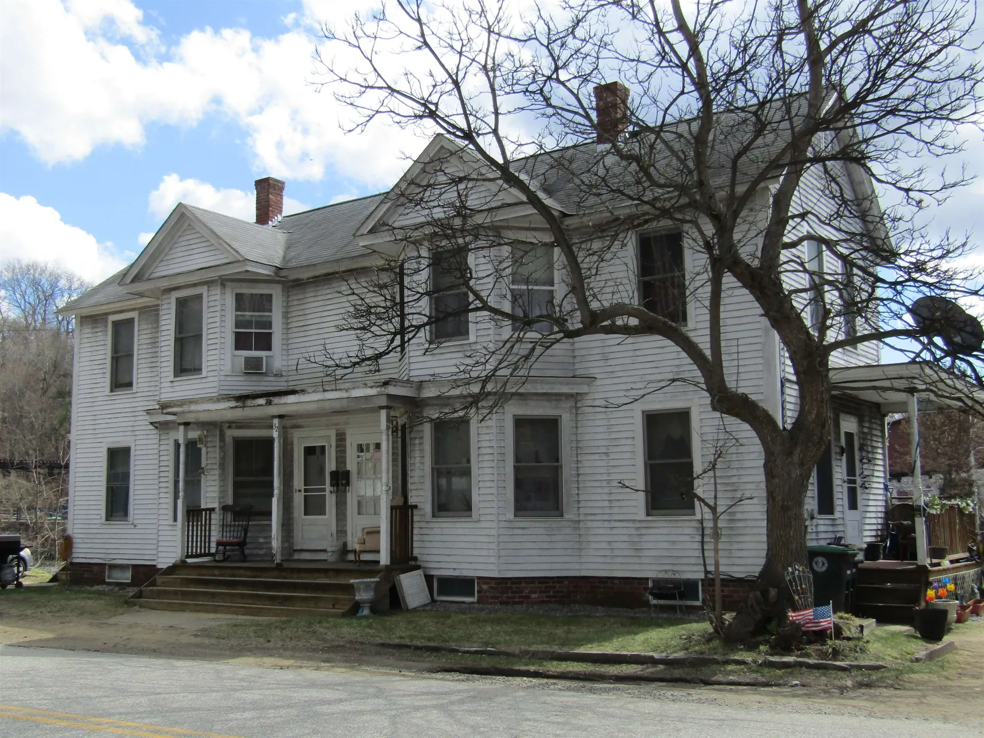 32 East Bow Street Franklin NH 03235