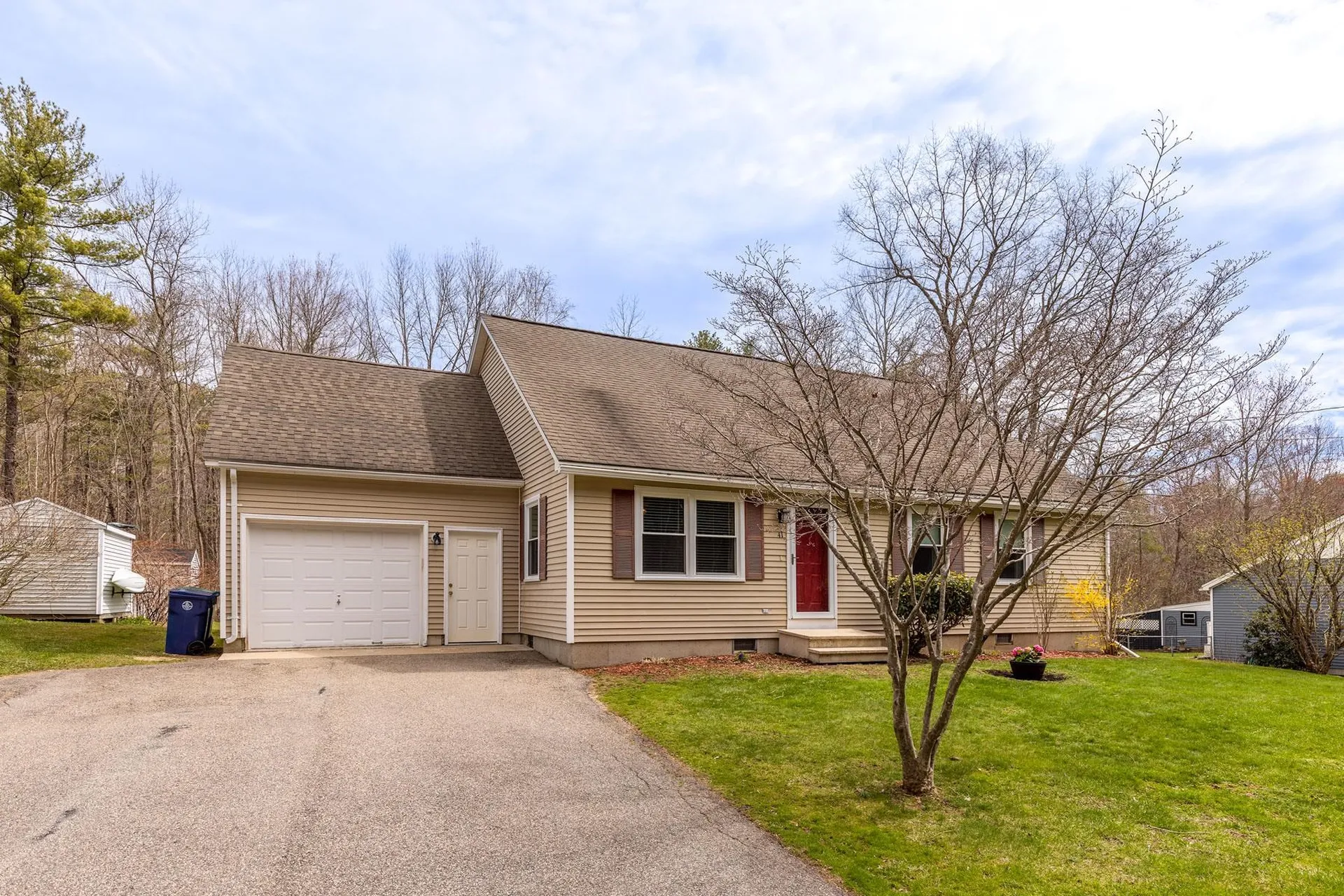 41 Taylor River Estate Hampton NH 03842