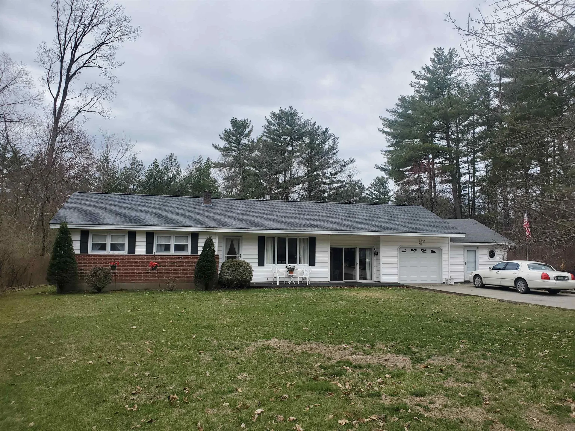 219 Plain Road Hinsdale NH 03451