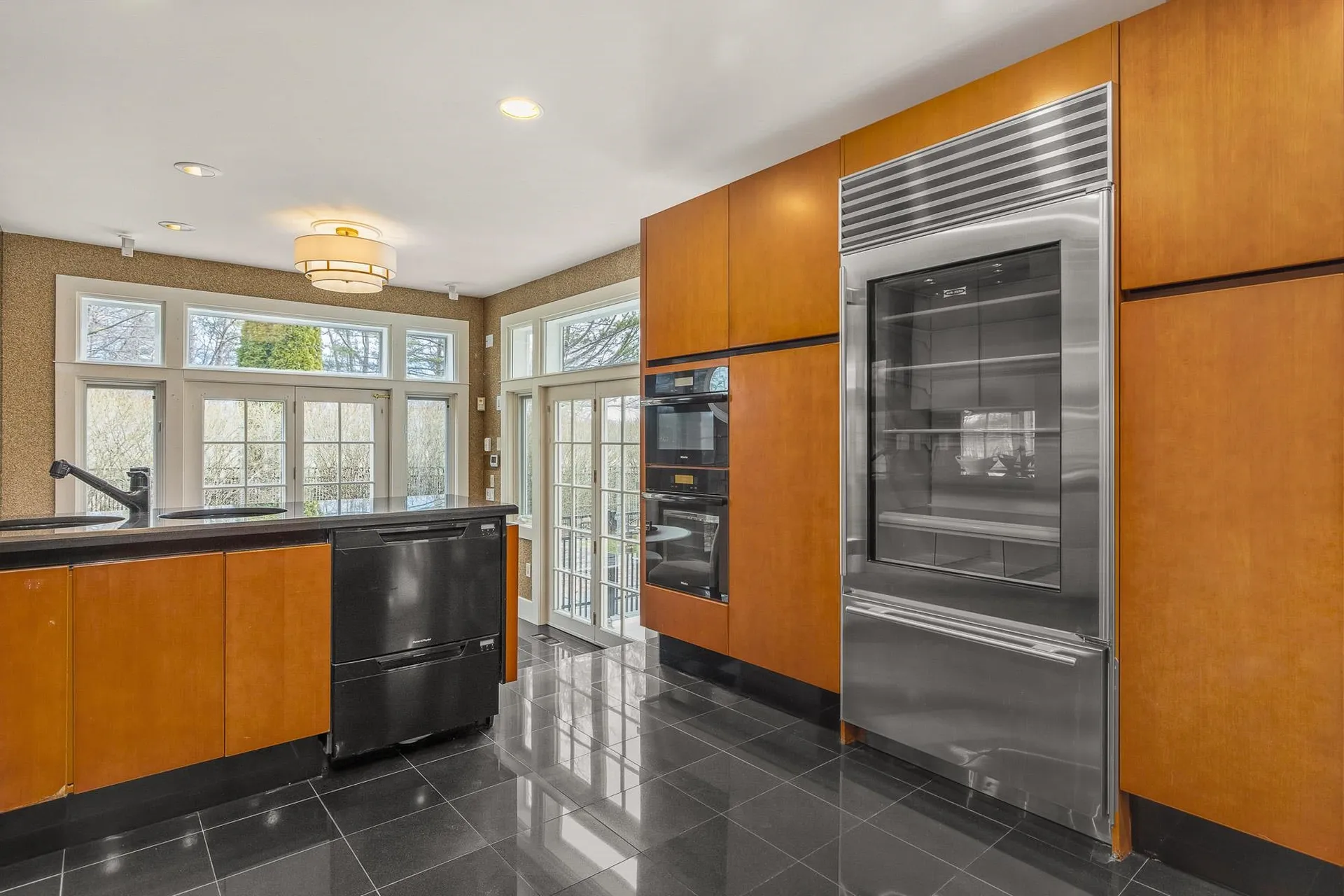 17 Pond Path North Hampton NH 03862