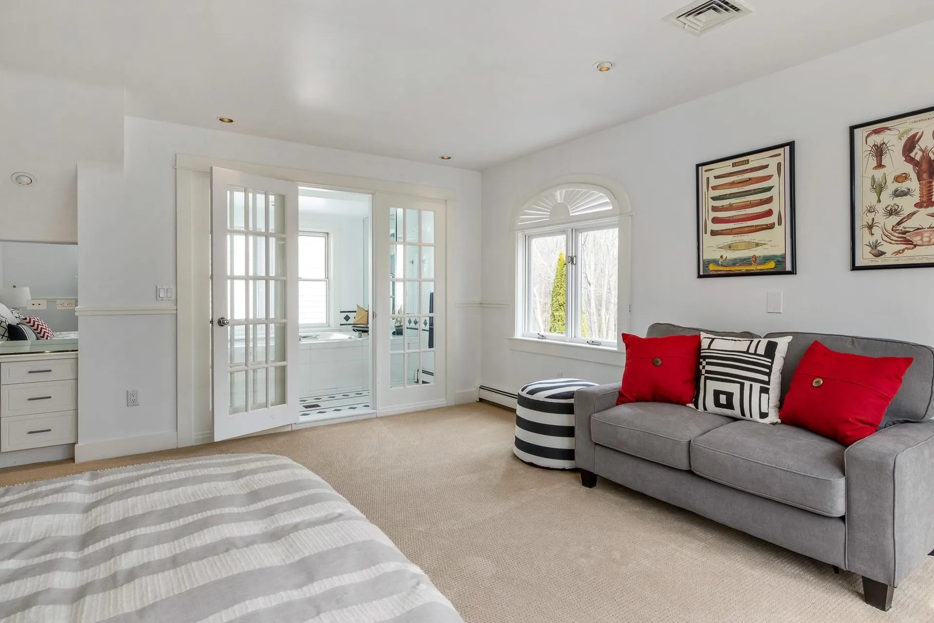 17 Pond Path North Hampton NH 03862