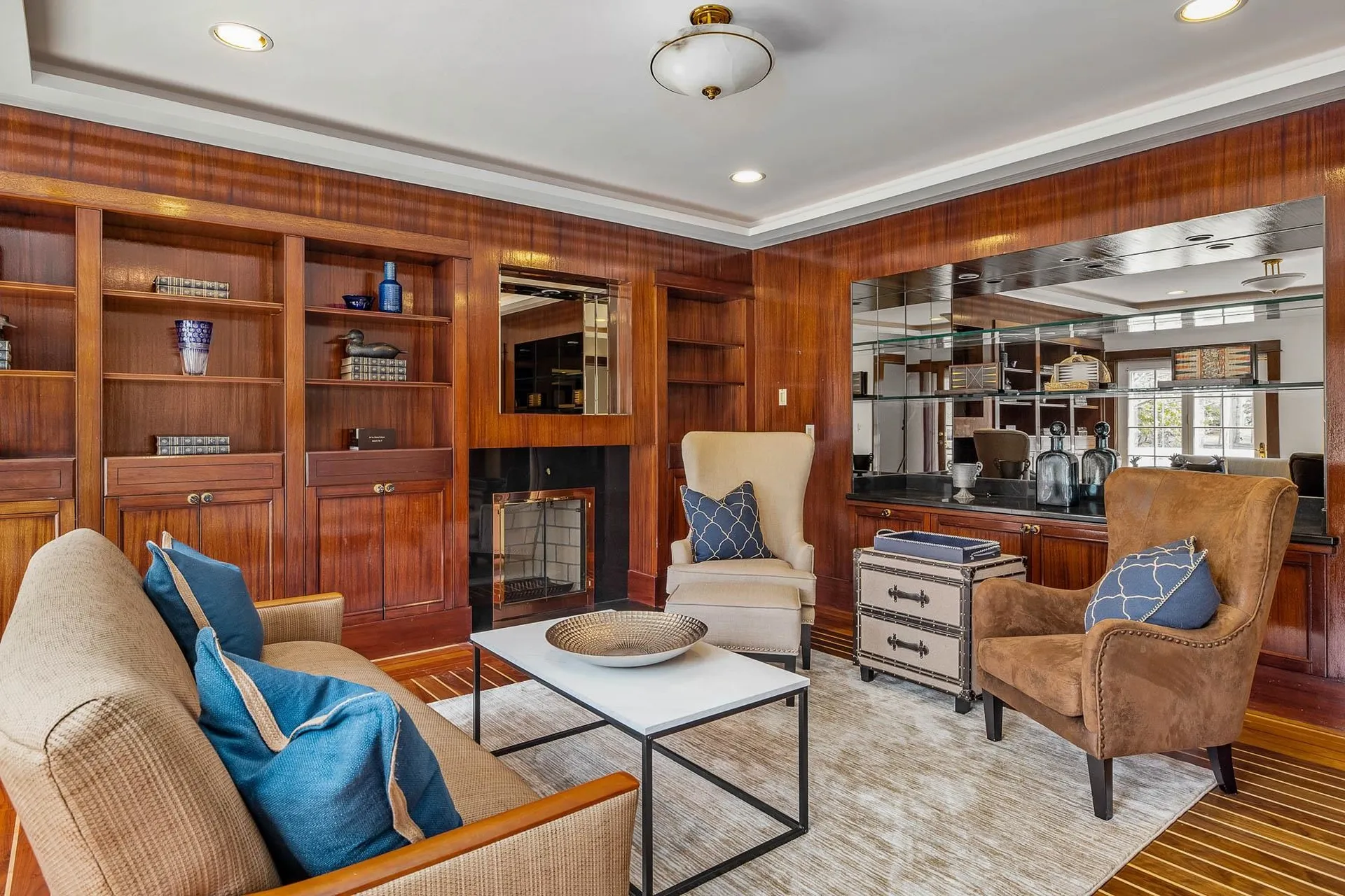 17 Pond Path North Hampton NH 03862